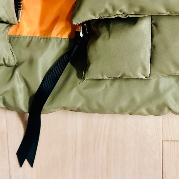 Orolay Women's Thickened Down Jacket - Picture 6 of 7